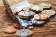 Découvrez les Astuces pour Gérer les Pourboires à Londres : Qui, Quand, et Combien