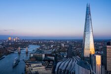 Frisson au Sommet: Conquête du Shard, le Géant de Verre