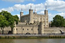 La Great Tower of London : L'Histoire Médiévale en Pierre