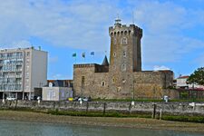 La Tour d'Arundel : Une Forteresse Historique sur les Rives de la Tamise