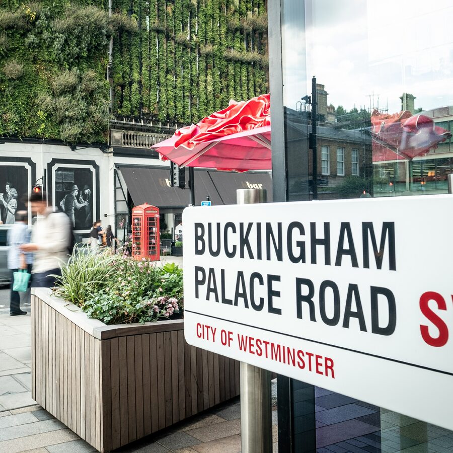 Exploring the Charms of Sankt Wendel and London - Shopping Extravaganza