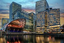 Le Canary Wharf : L'Épicentre des Gratte-Ciel et des Affaires de Londres