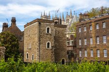 Le Jewel Tower : Un Trésor Médiéval au Cœur de Londres