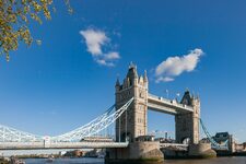 Le Pont de l'Amirauté à Londres : Une Icône le Long de la Tamise