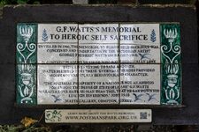 Postman's Park  Ode à l'Héroïsme Méconnu au Cœur de Londres